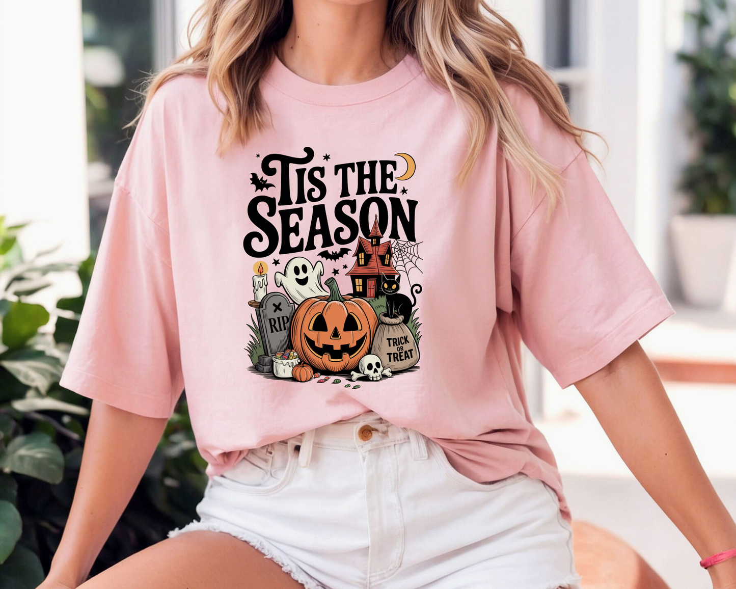 Spooky Season Women's Halloween T-Shirt - Pumking & Ghosts Crewneck - Comfort Colors
